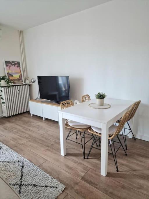 Appartement Cosy A 5 Min Des Plages Hyeres Luaran gambar